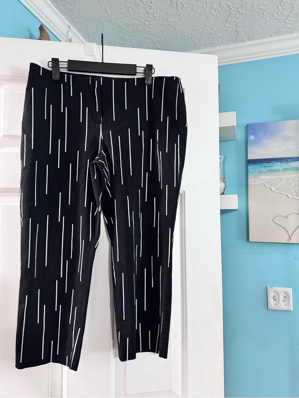 Alfani Black Cropped Ankle Pants with White Stripe Print
